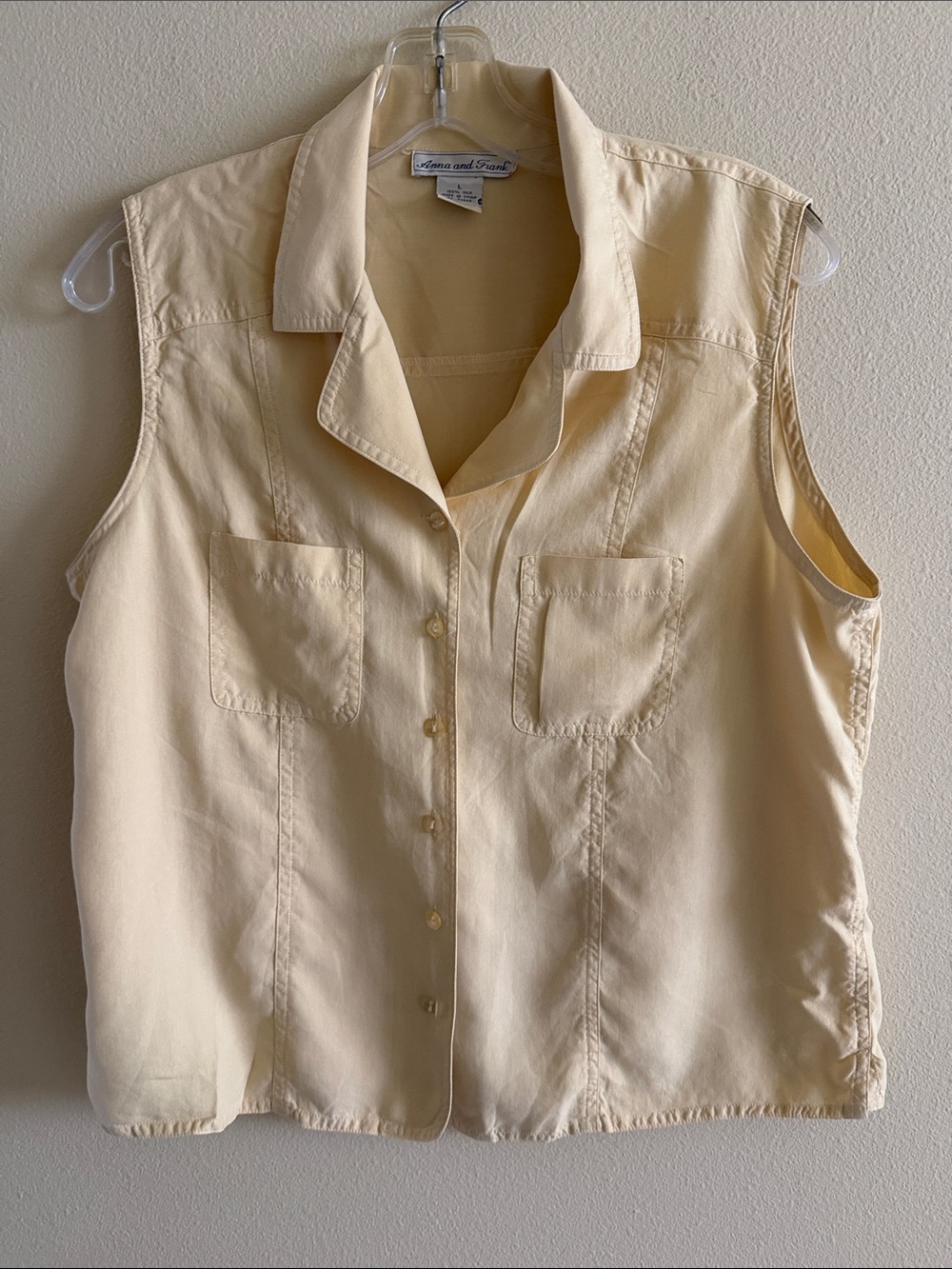 Vintage Anna and Frank 100% Silk Button Front Sleeveless Shirt Ivory Minimalist